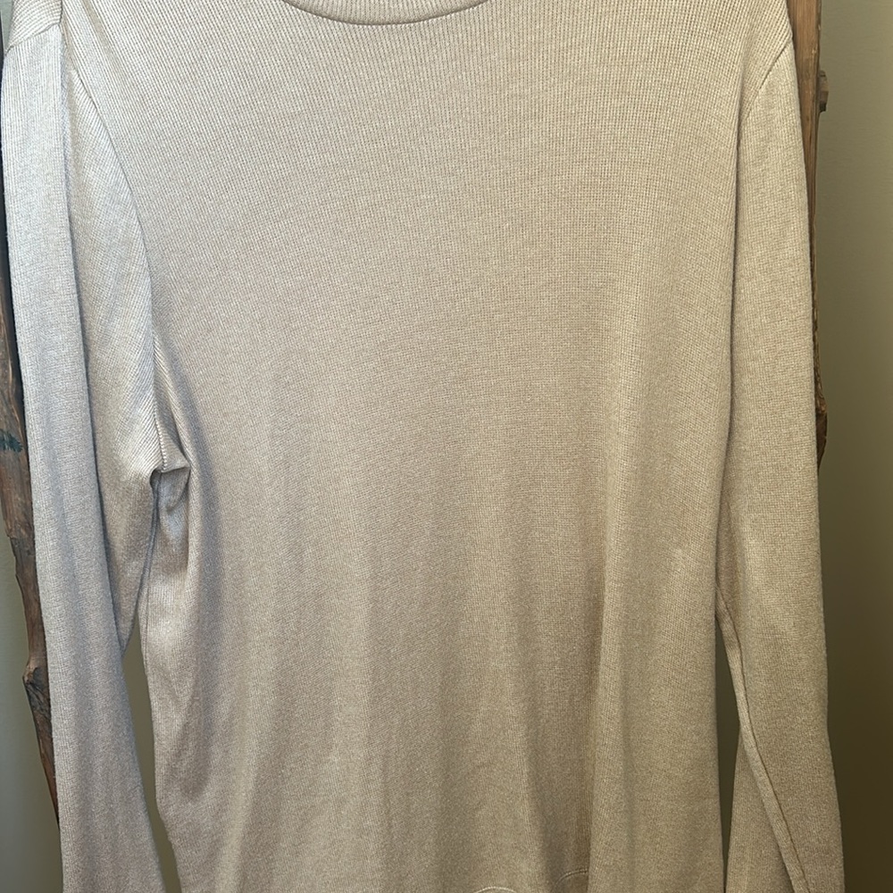 NWOT Banana Republic Light Weight Mock Neck Sweater Size Large - Picture 3 of 11